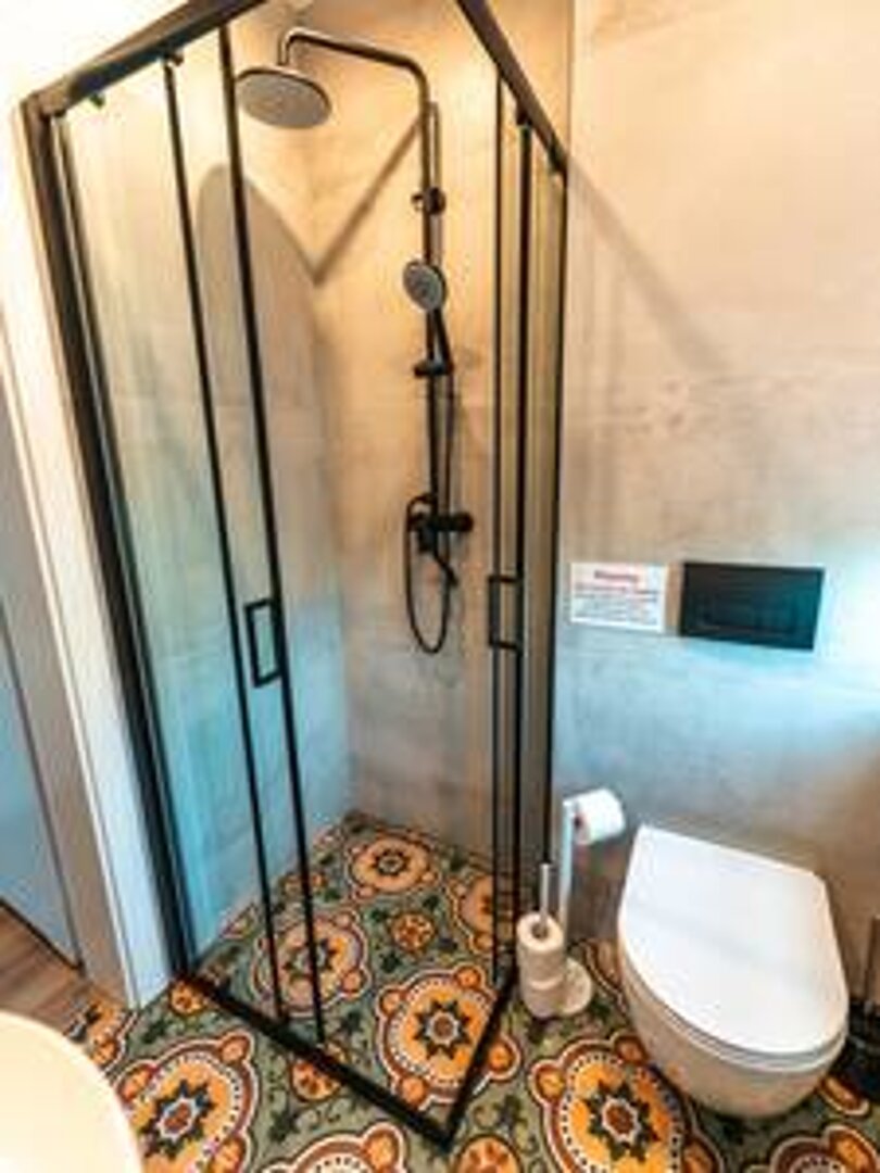 KDJ SP. Z O. O. - 20