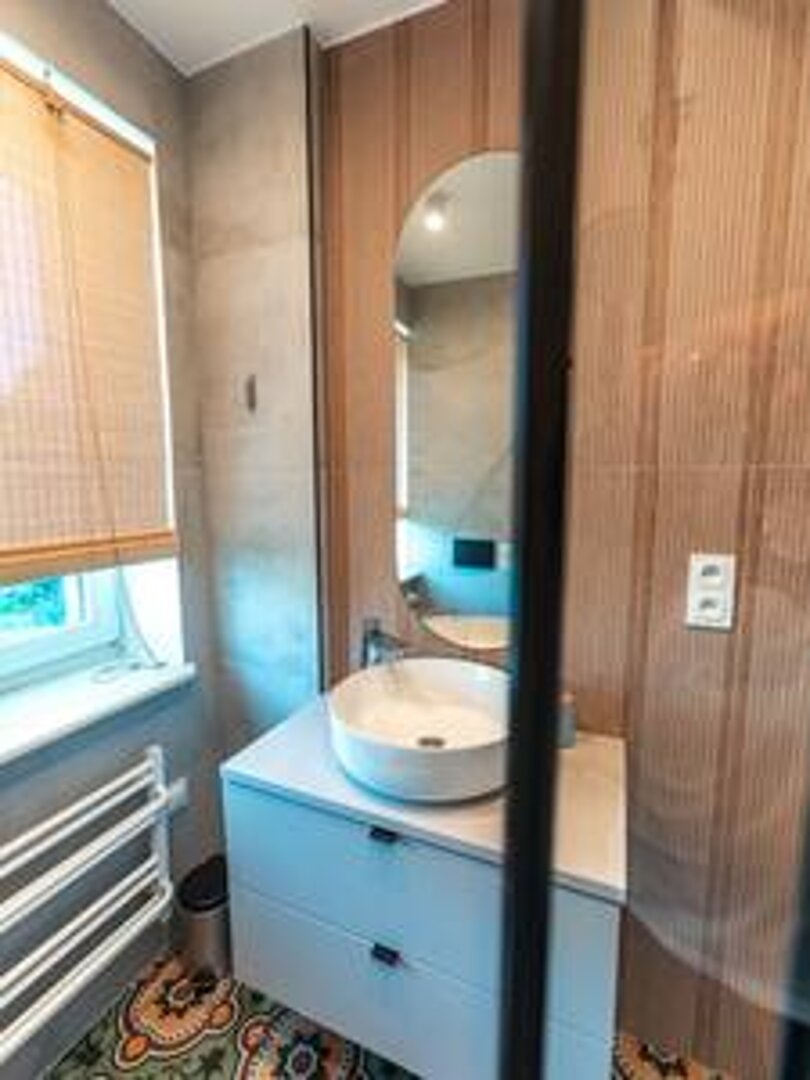 KDJ SP. Z O. O. - 22