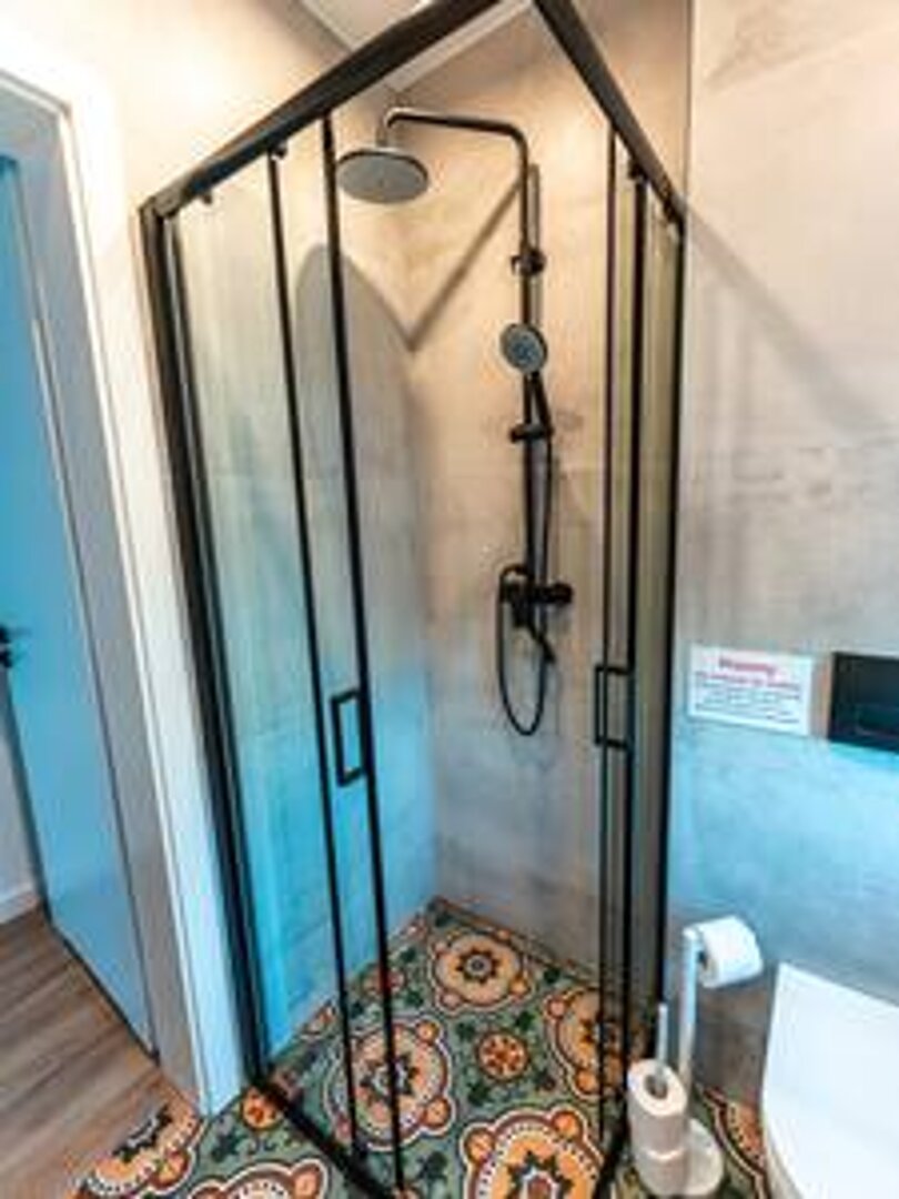 KDJ SP. Z O. O. - 23